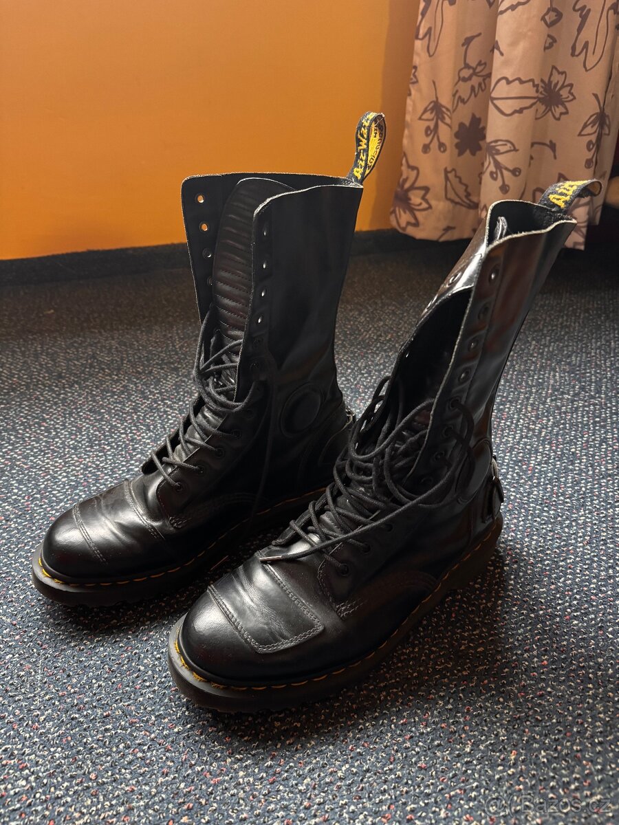 Dr.Martens - 3
