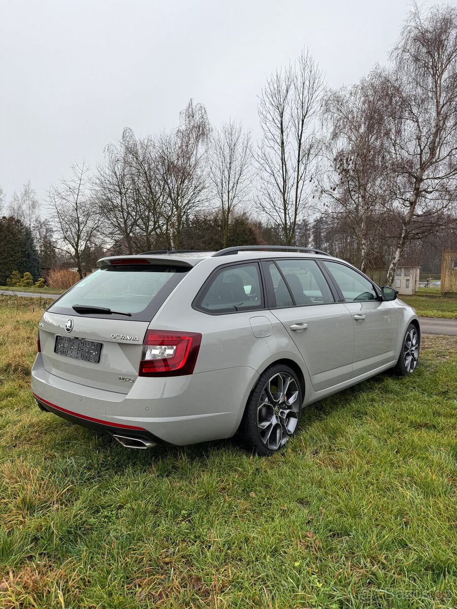 Škoda Octavia 3 FL RS 245 - 3