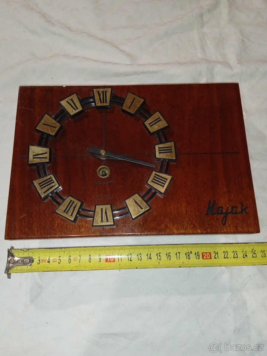 Hodiny za zeď, krbové, budíky, atd. celkem 24 ks PRIM atd. - 3