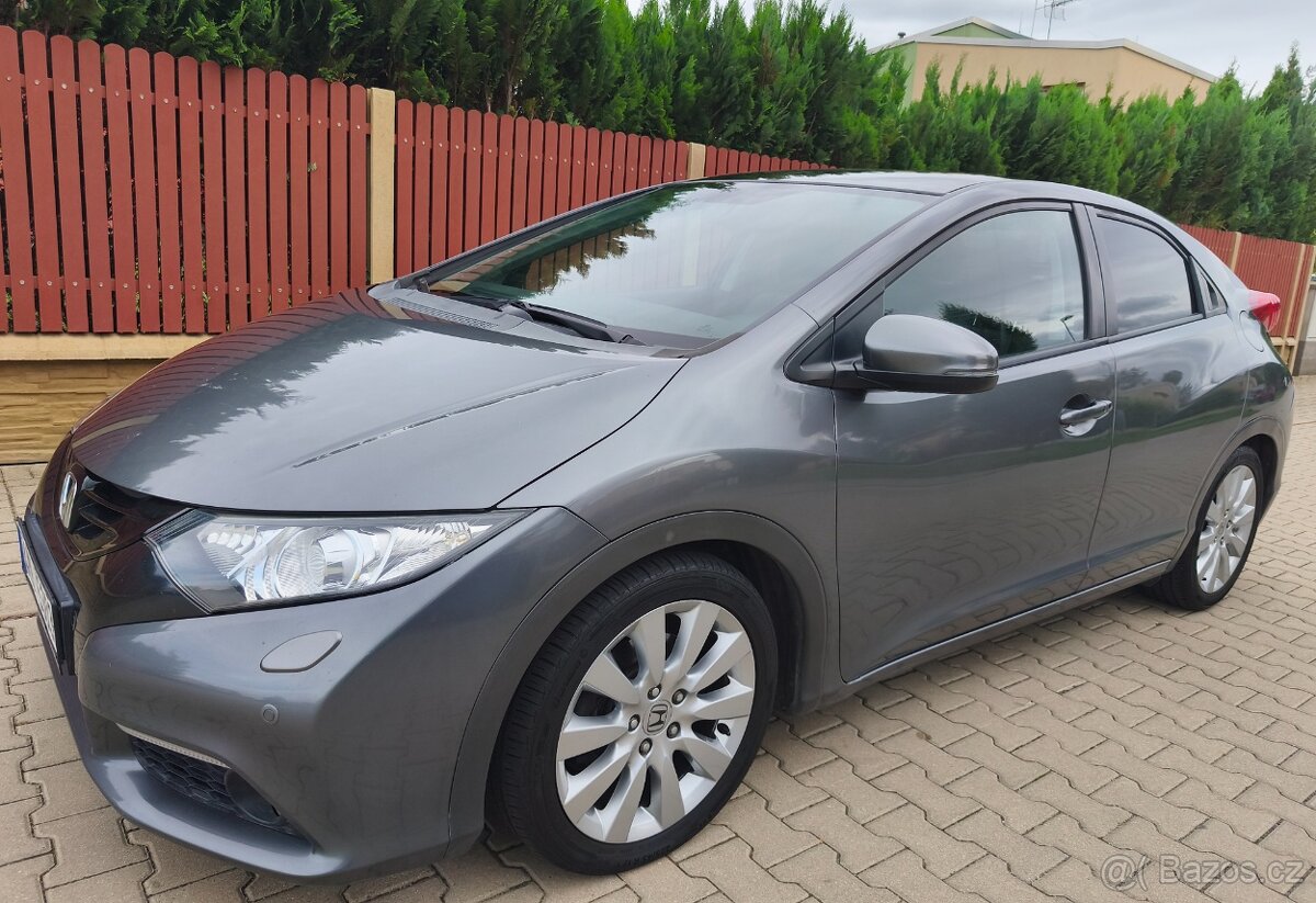 Honda Civic 2.2i-DTEC 110kW Executive - 3