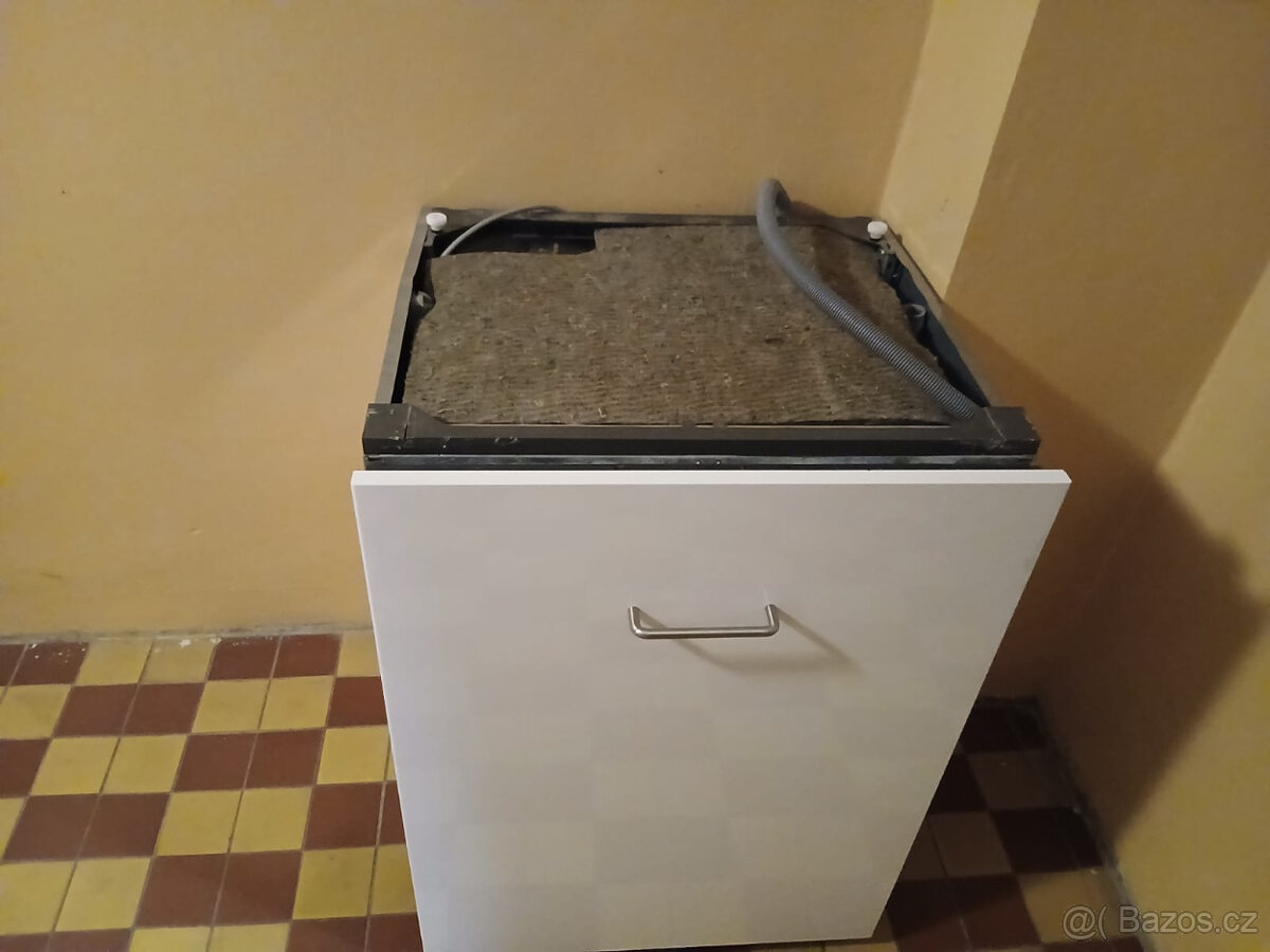 Myčka nádobí. - 3