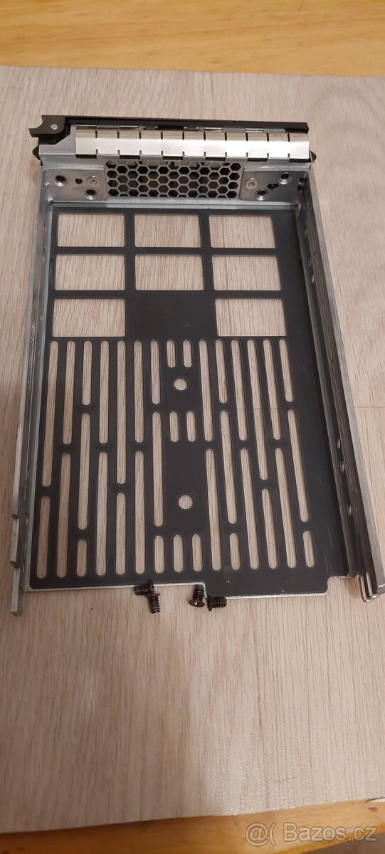 Rámečky (caddy) na disky do srverů Dell - 3