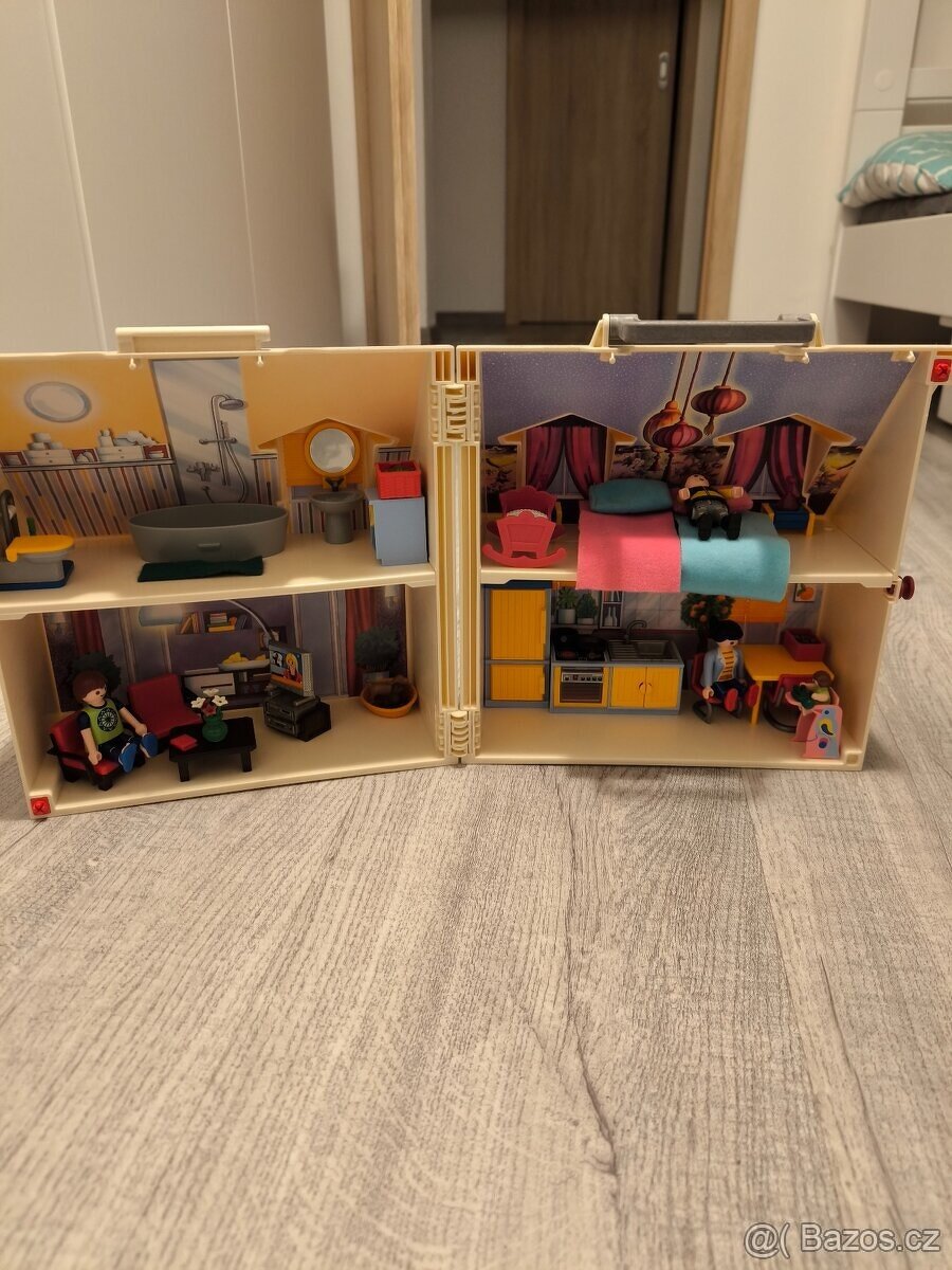 PLAYMOBIL domeček - 3