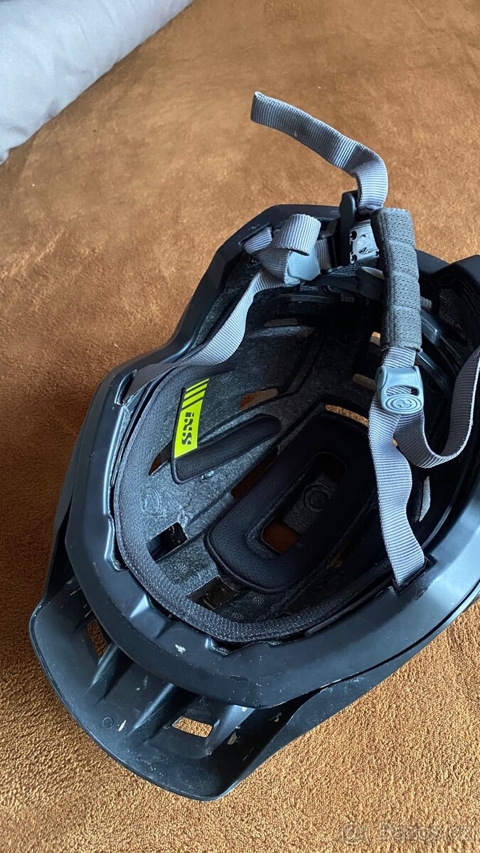 IXS Helma TRIGGER AM černá - 3