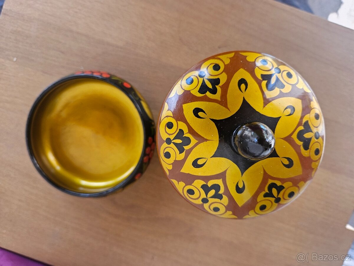 Malovane dřevěné nadobi - 3