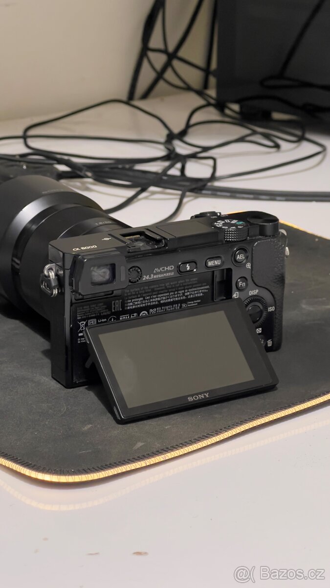 Sony a6000 + Sony 50mm oss - 3