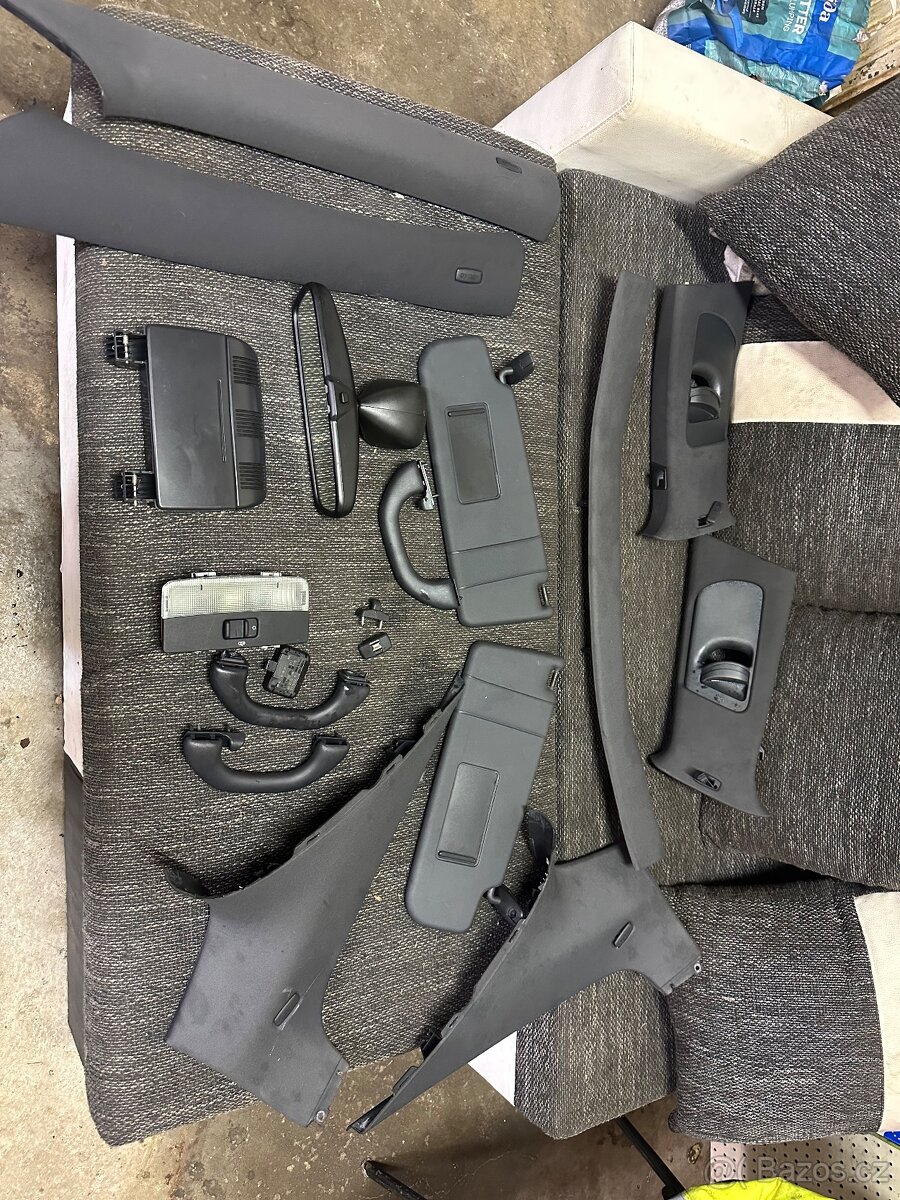 Černé obložení a doplňky Škoda Octavia 2 RS - 3