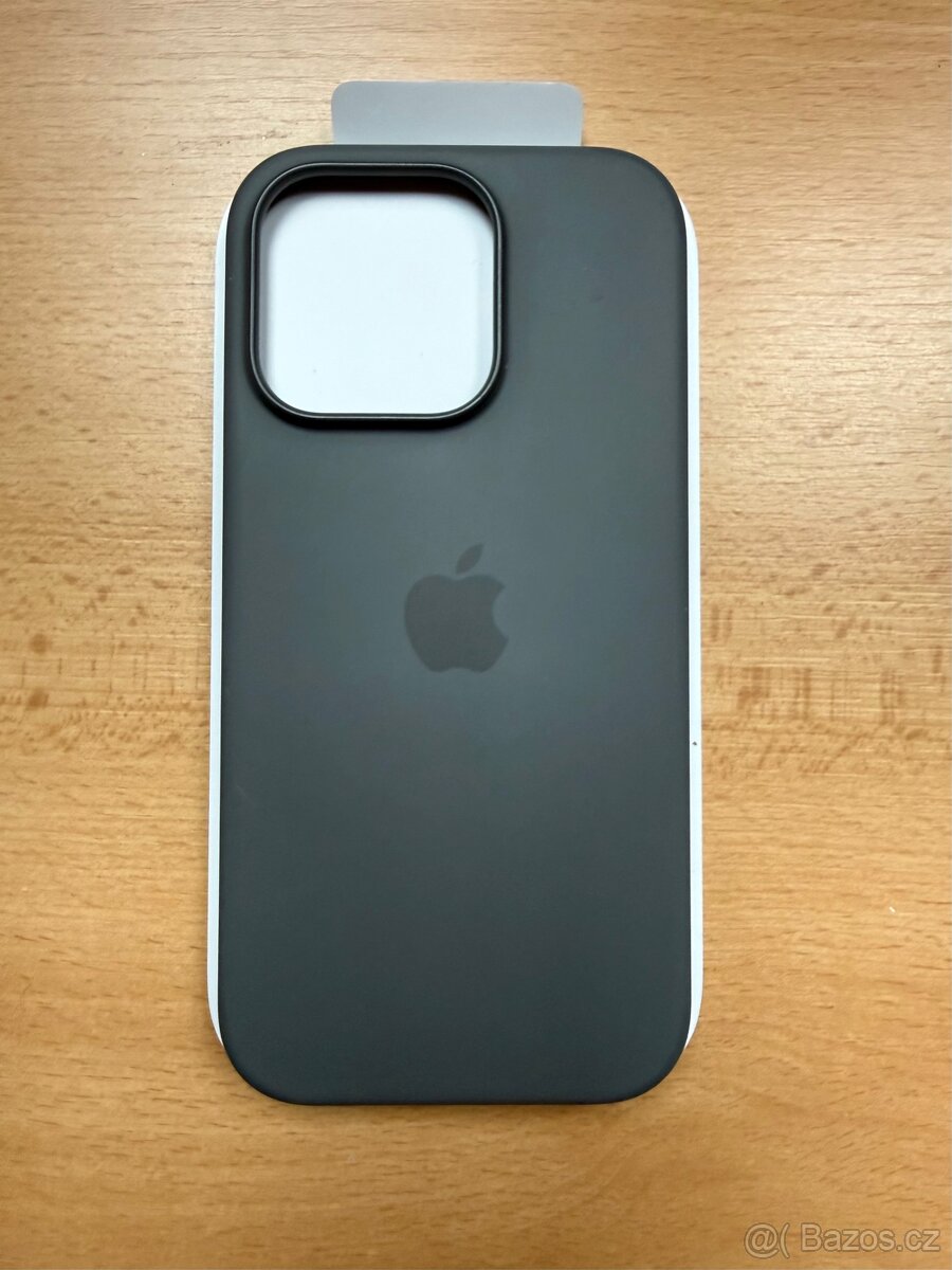 Apple Silikonový kryt s MagSafe - 3