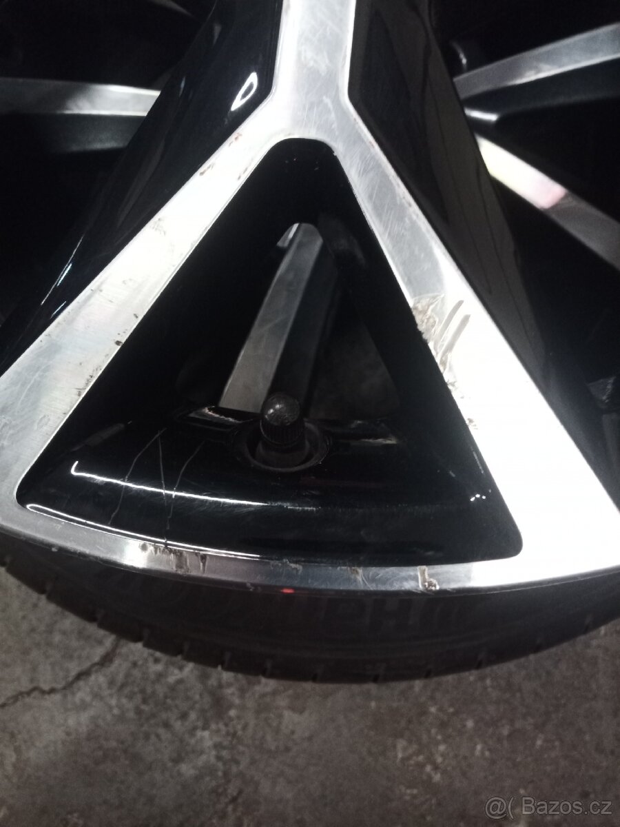 VW UP GTI Originálňí Alu disk, kolo - 3