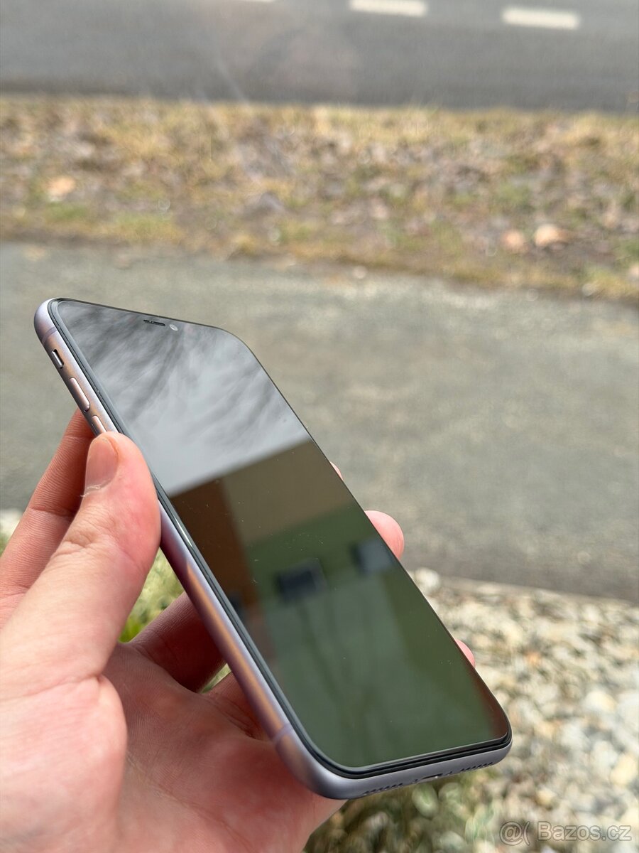 iPhone 11 - 64GB - 100% BAT - 12M ZÁRUKA - 3