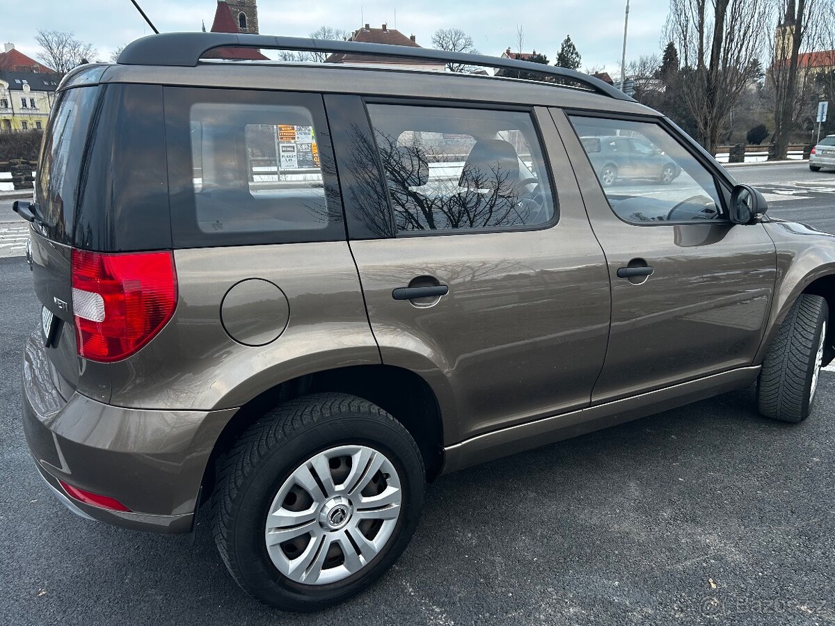 Škoda Yeti Active 1.2Tsi 05/2015 - 3