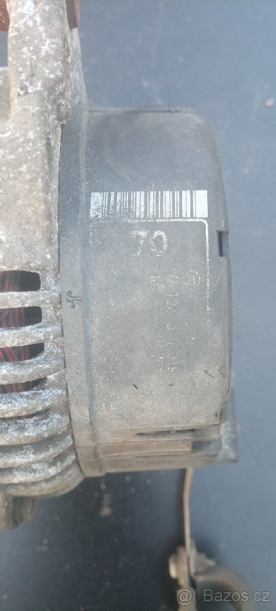 Alternátor VW Caddy MK2 - 3