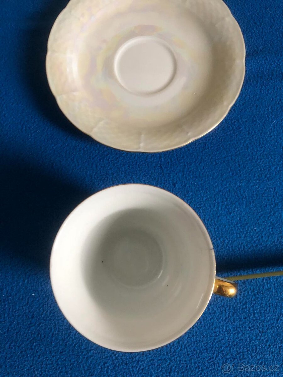 Hrnček s podšálkou. - 3