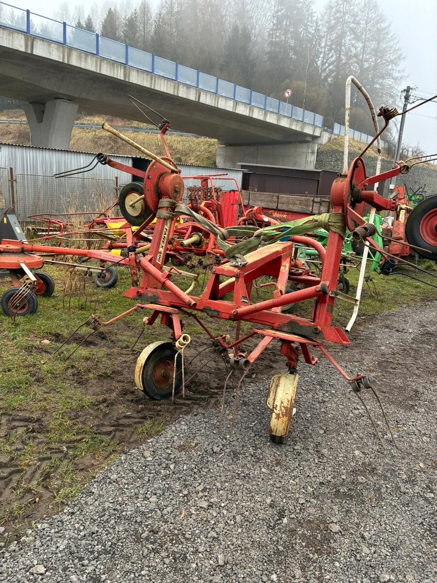 Obraceč sena PZ - 3