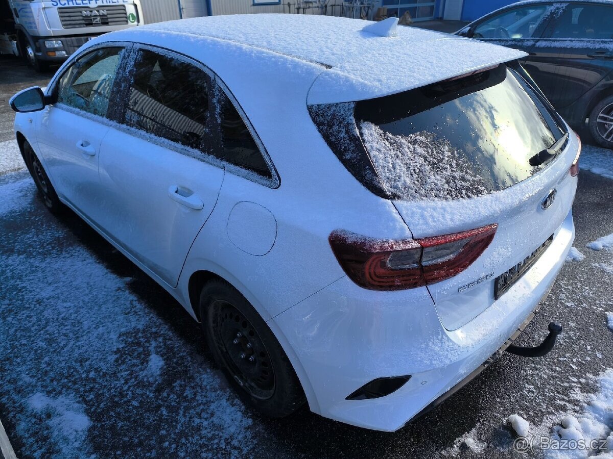 KIA CEED 1,6 CRDI 70 000 KM - 3