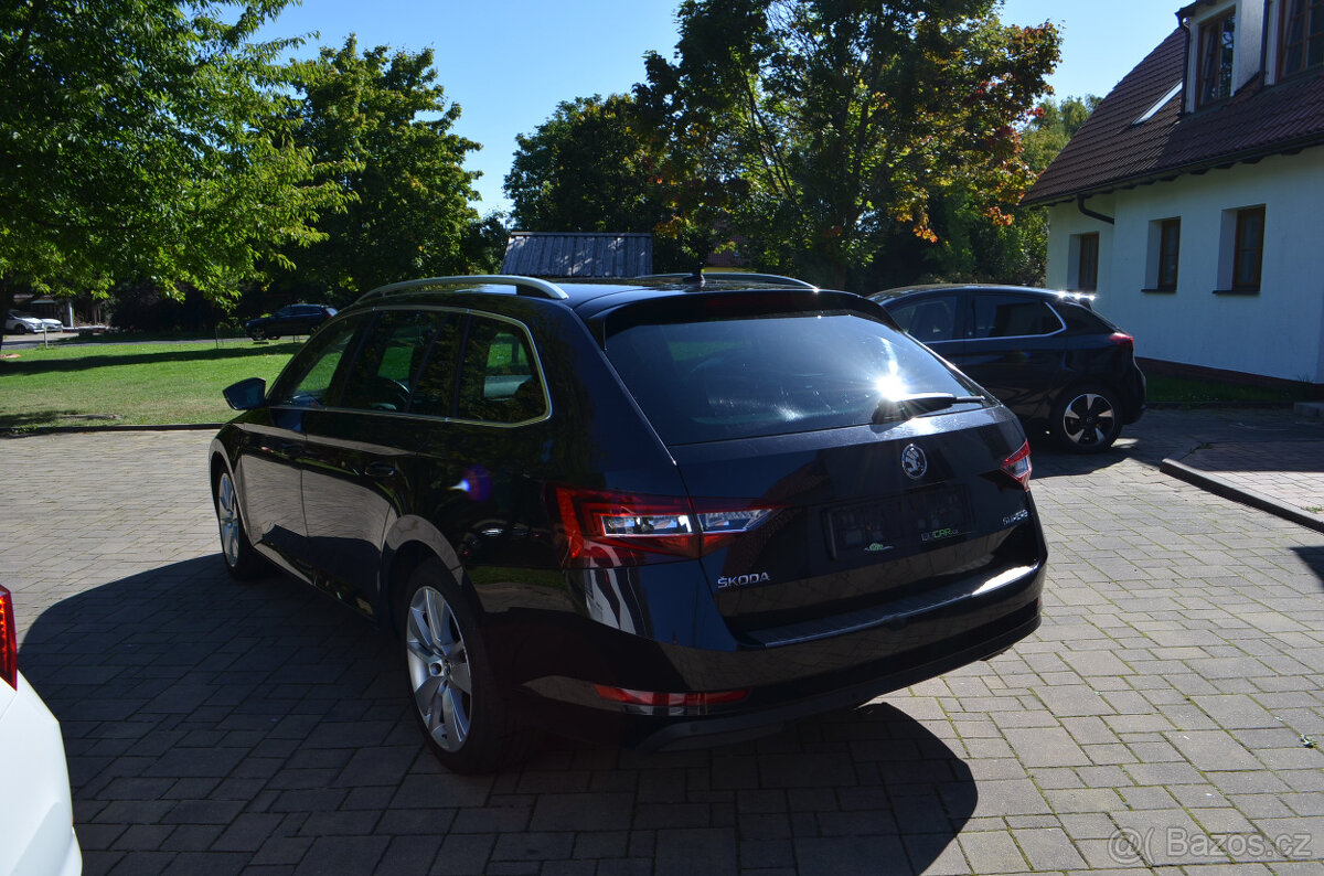 PRODÁM ŠKODA SUPERB COMBI ČR 1.5TSI 2019 99.000KM - 3