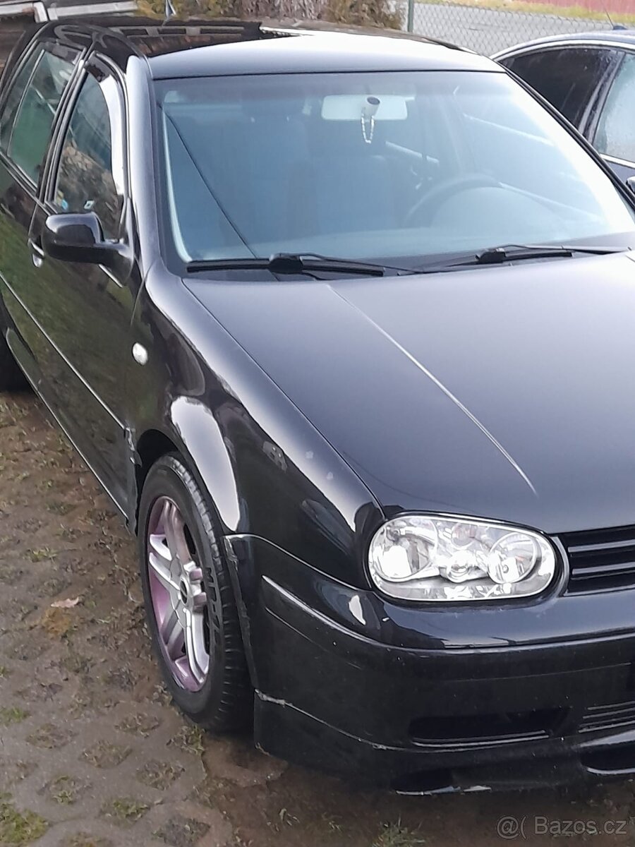 VW Golf 4, 1.6., 16V, benzín - 3