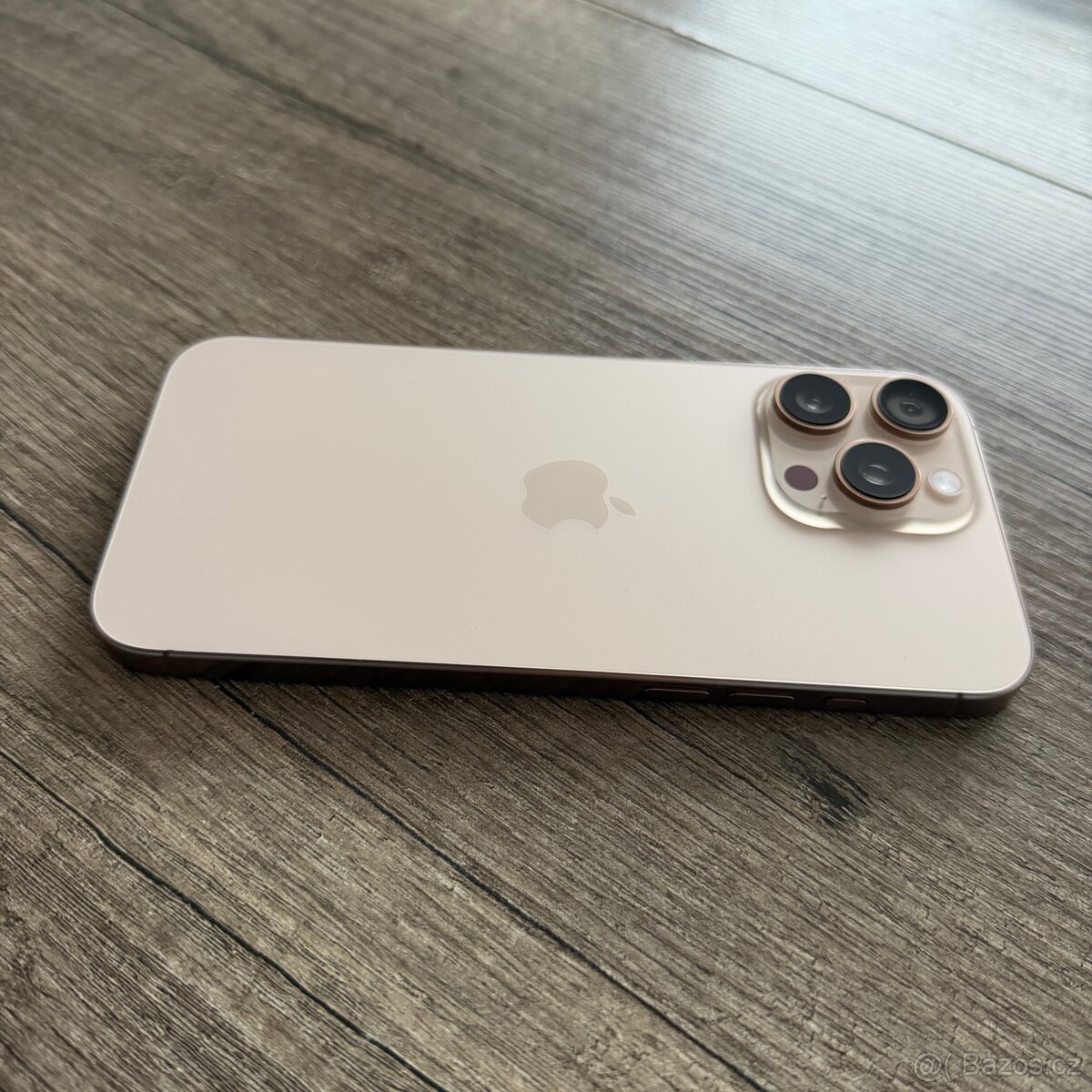 iPhone 16 Pro Max 256GB gold, pěkný stav, 12 měsíců záruka - 3