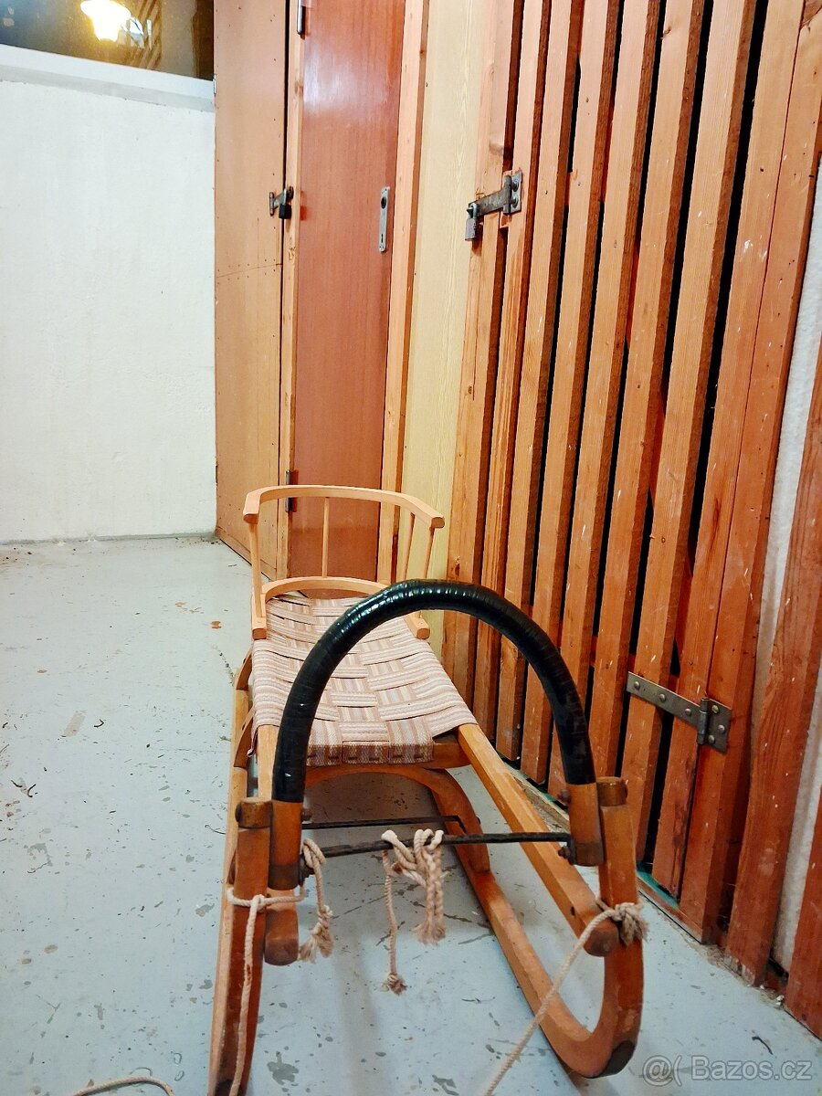 Dětské saně s opěrátkem - 3