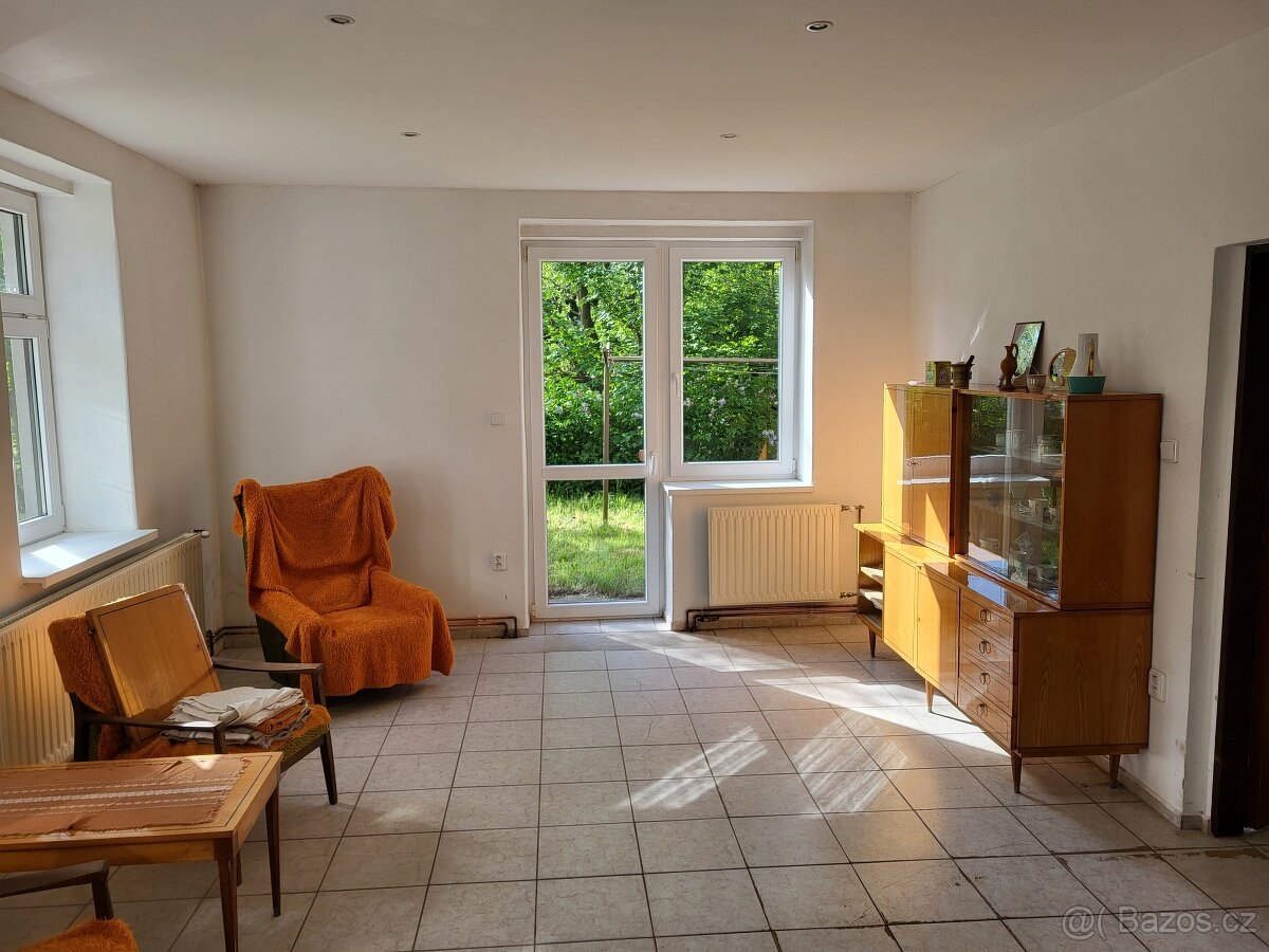 Prodej RD k bydlení i podnikání v Sopotnici - 3