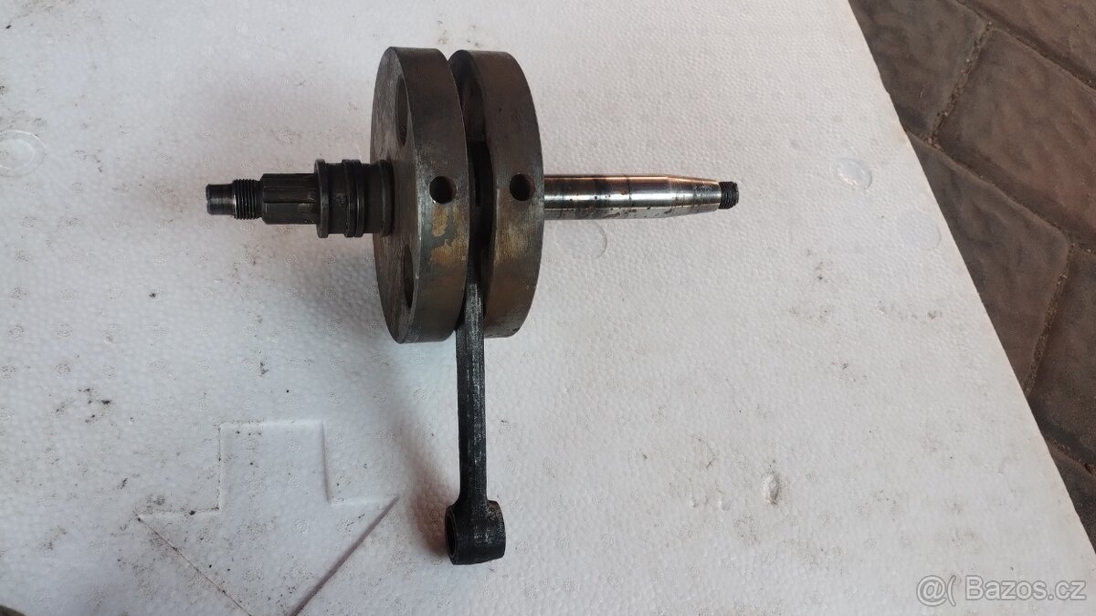 Kliková hřídel PF 62 - 3