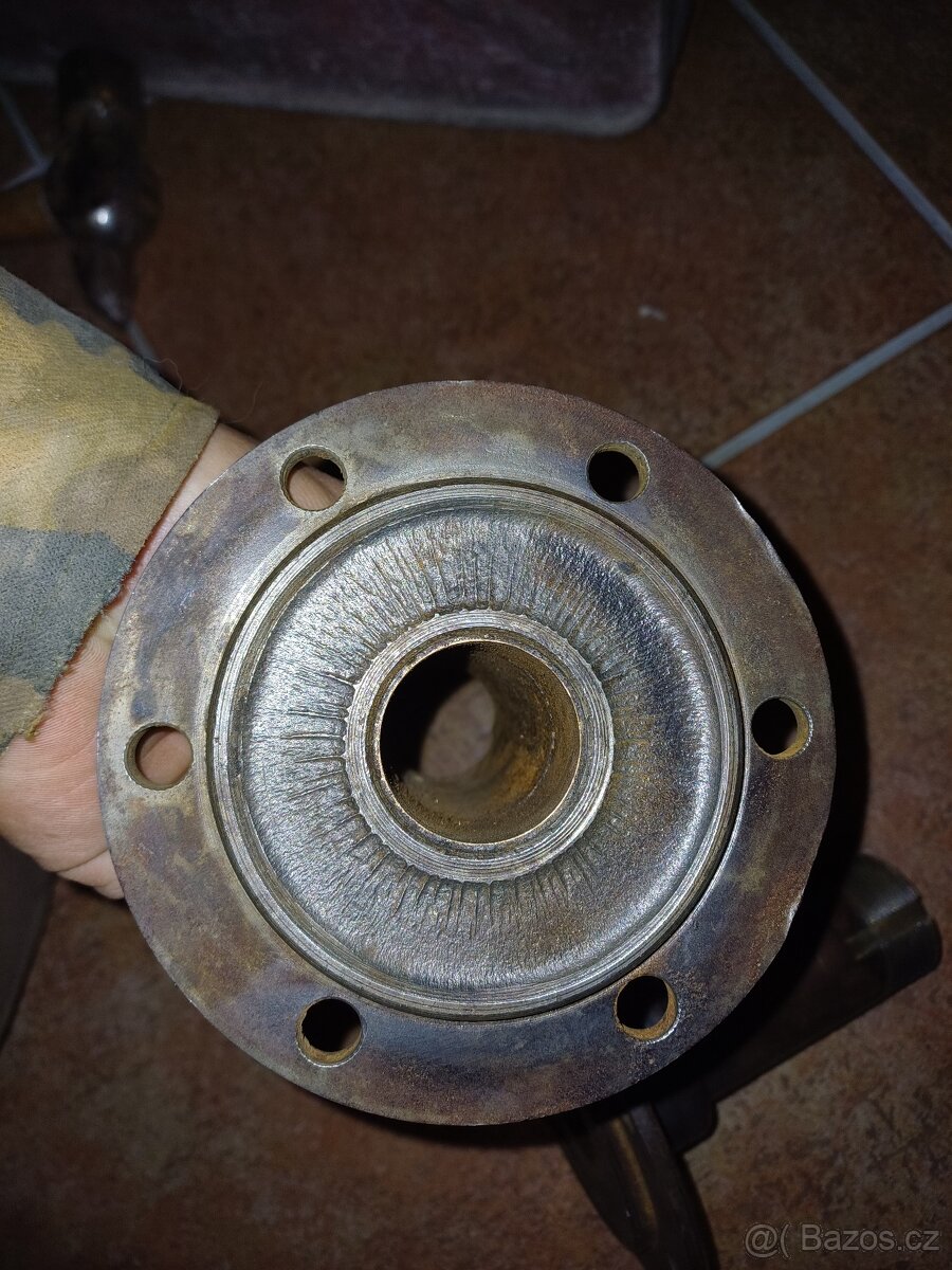 Predám naboje predného kolesa jeep willys MB, Ford GPW - 3