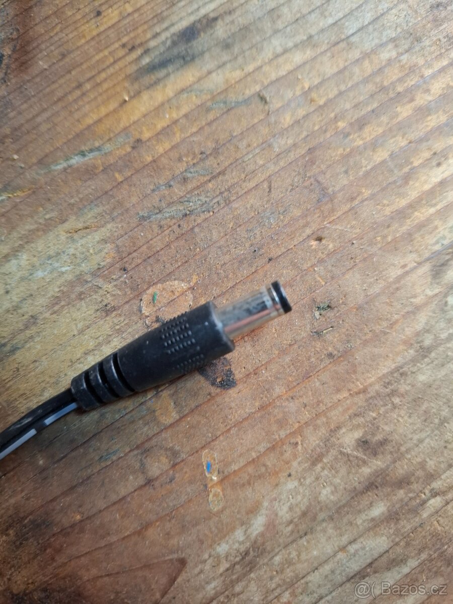 Spínaný zdroj (AC/DC adapter) 24V, 0,38 A s konektorem - 3
