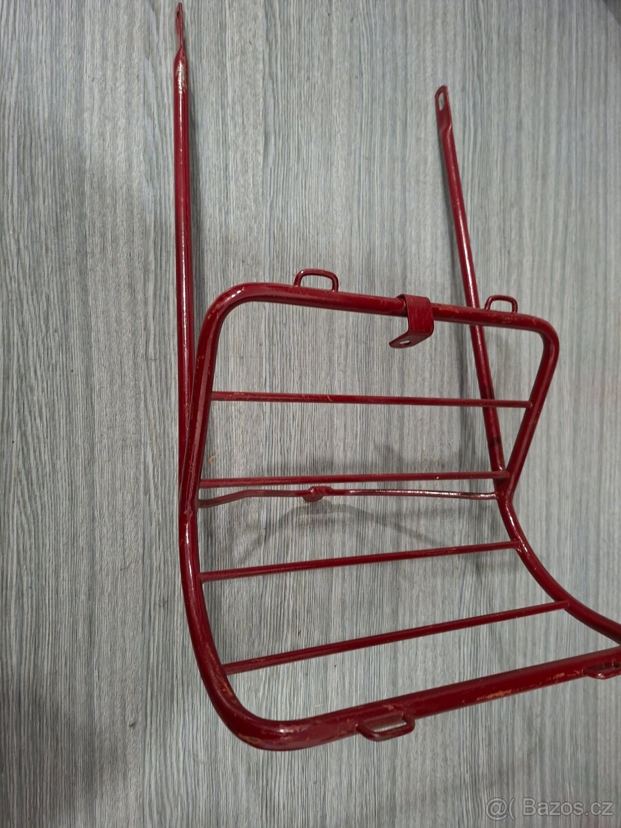 Jawa kyvacka - nosic - 3