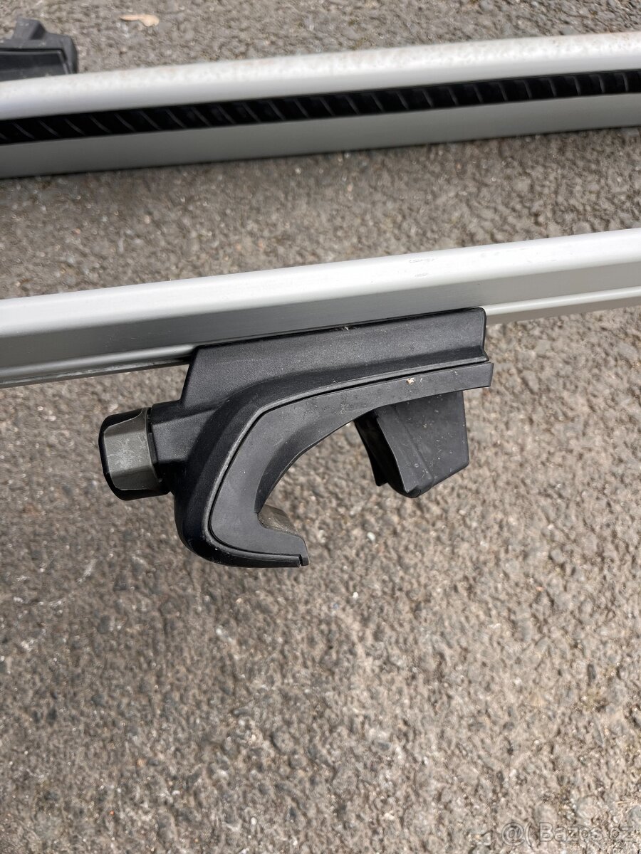 Thule Wingbar Evo + Thule Rapid System 757 - 3