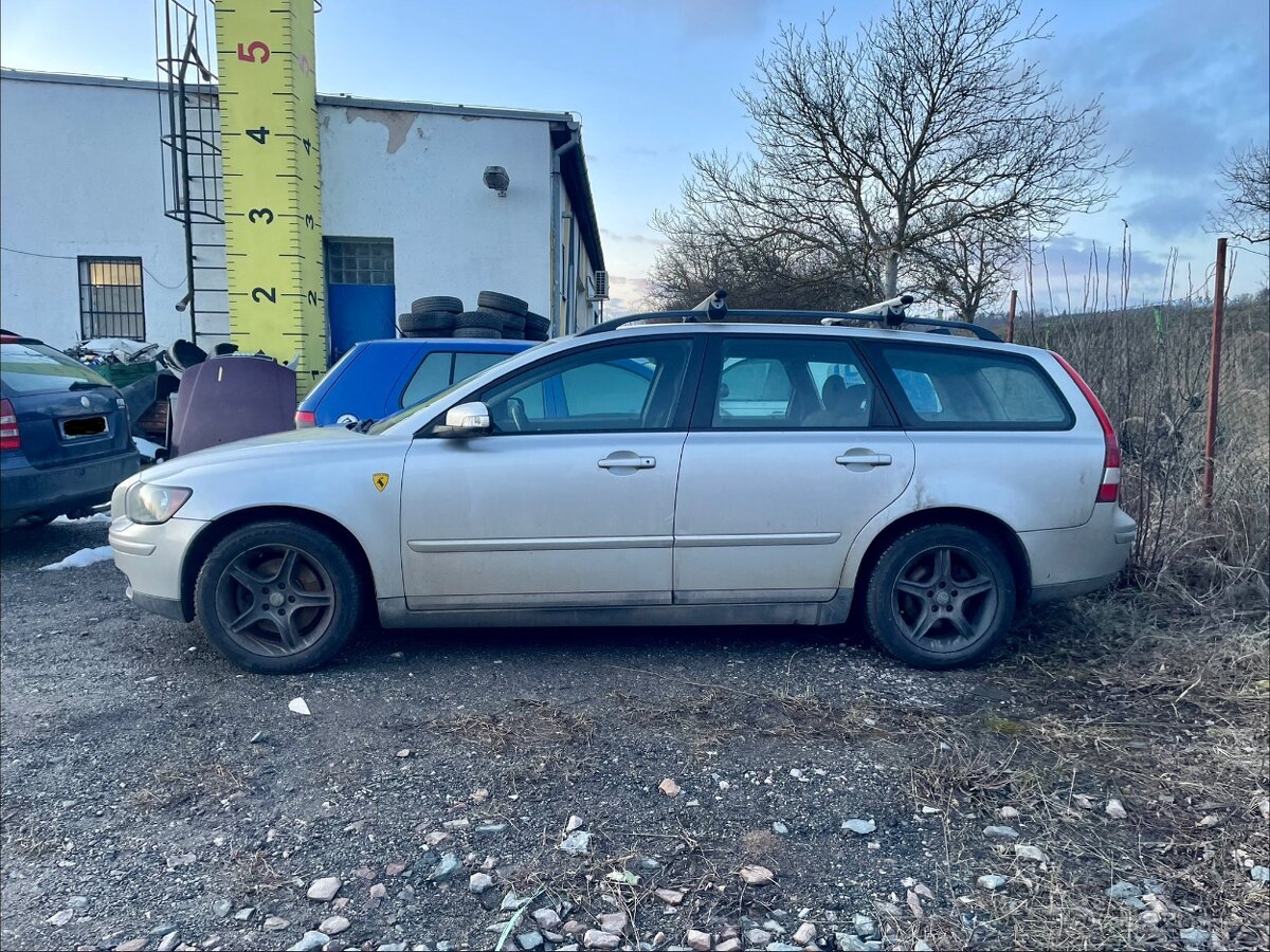 Volvo V50 - 3