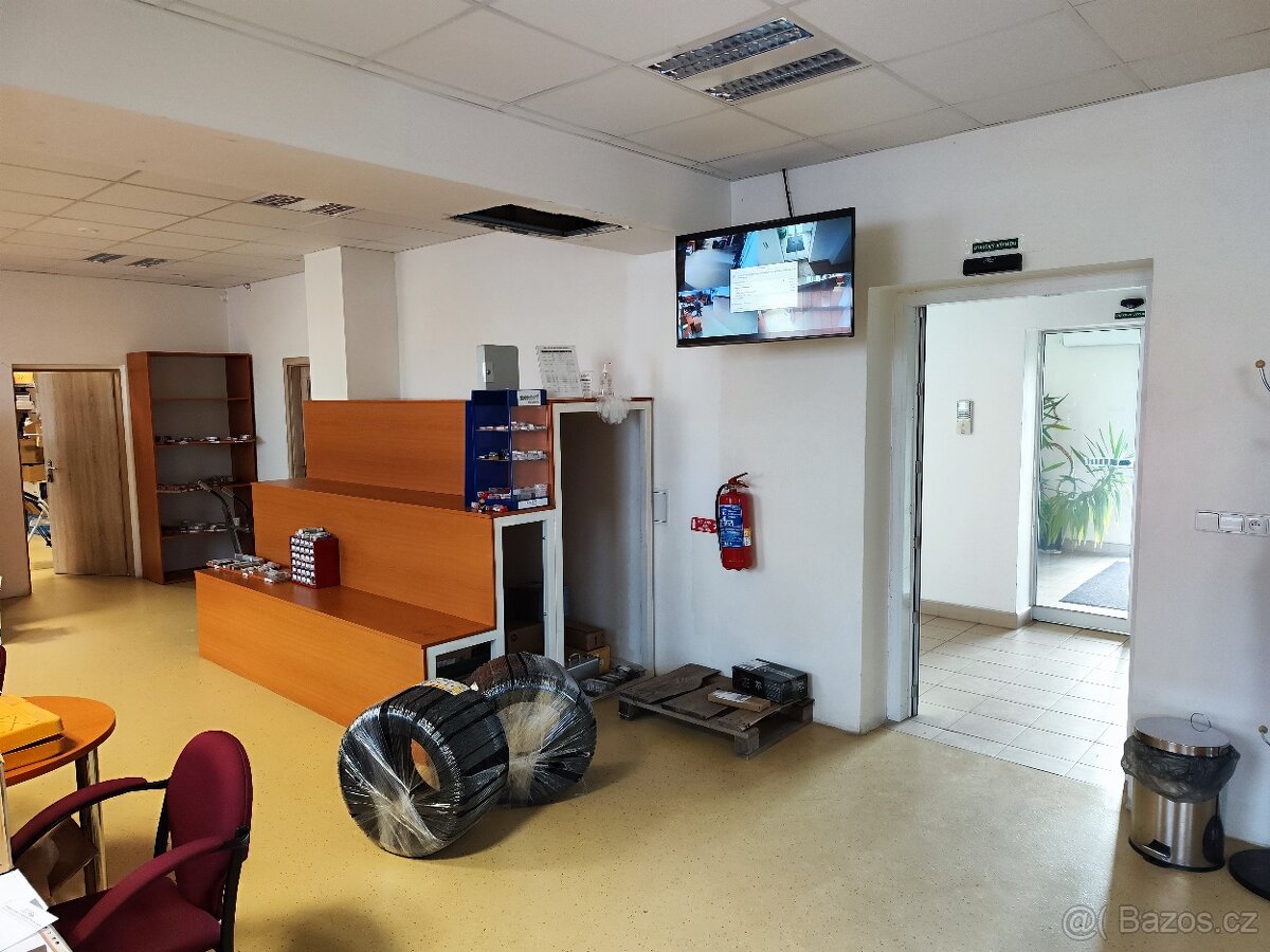 Pronájem prodejny - 3