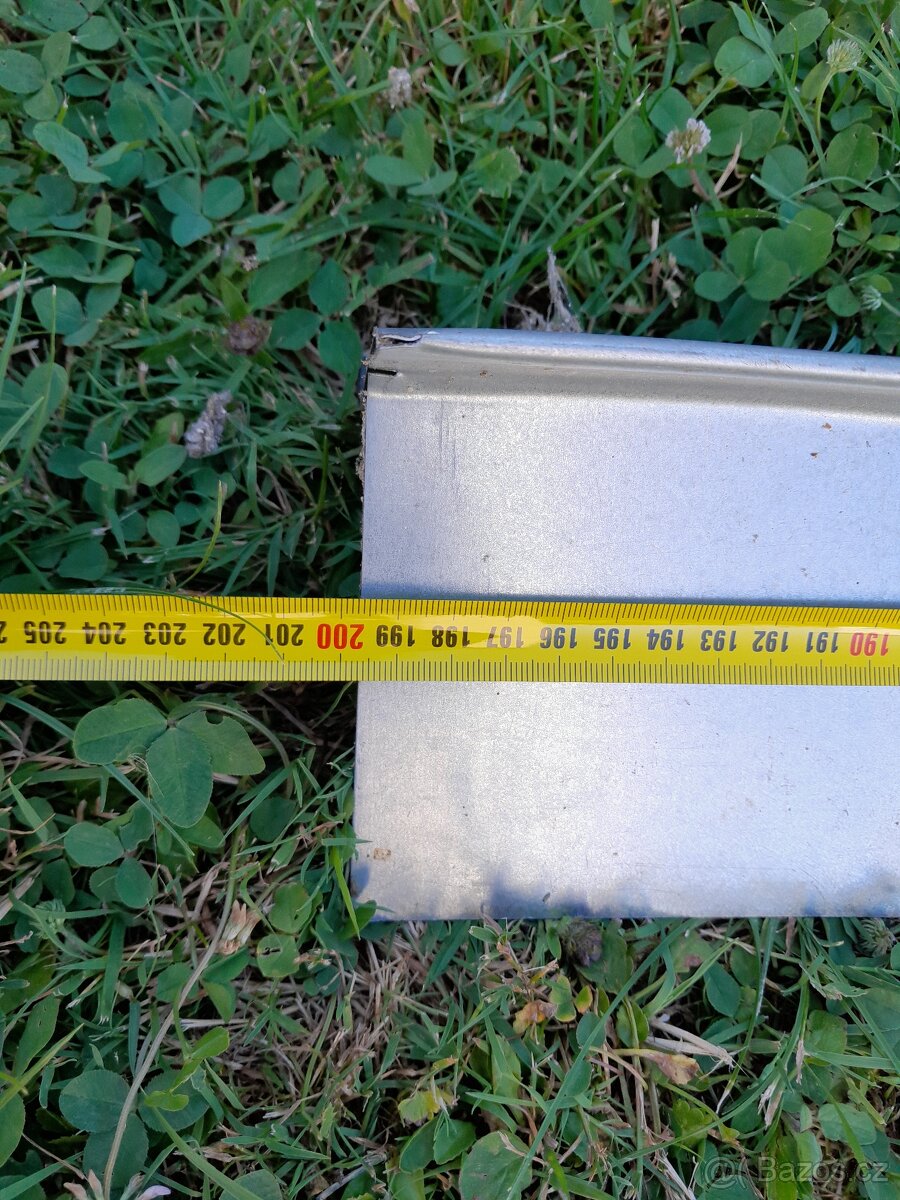 Okapy, žlaby, parapety - 3