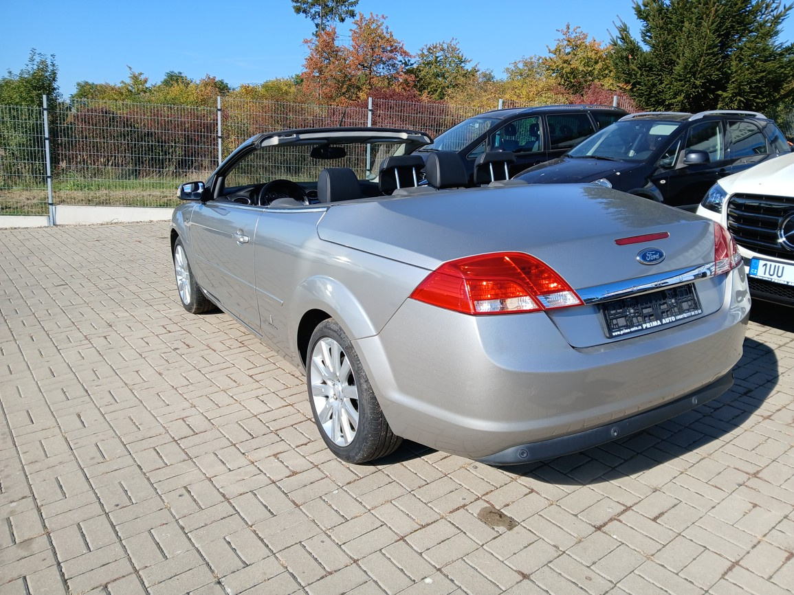 Ford Focus Kabriolet 2,0 Pinifarina - 3