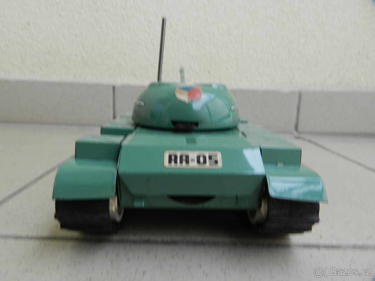 TANK T 54 - ITES r. 1968 ČSSR - 3