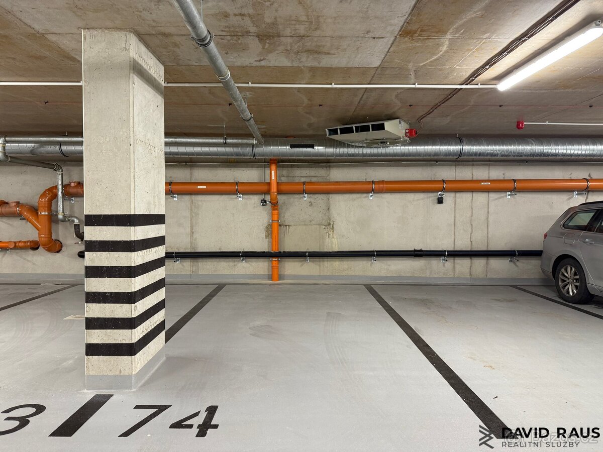 Pronájem garážového stání 13 m², Brno - Pekárenský dvůr - 3