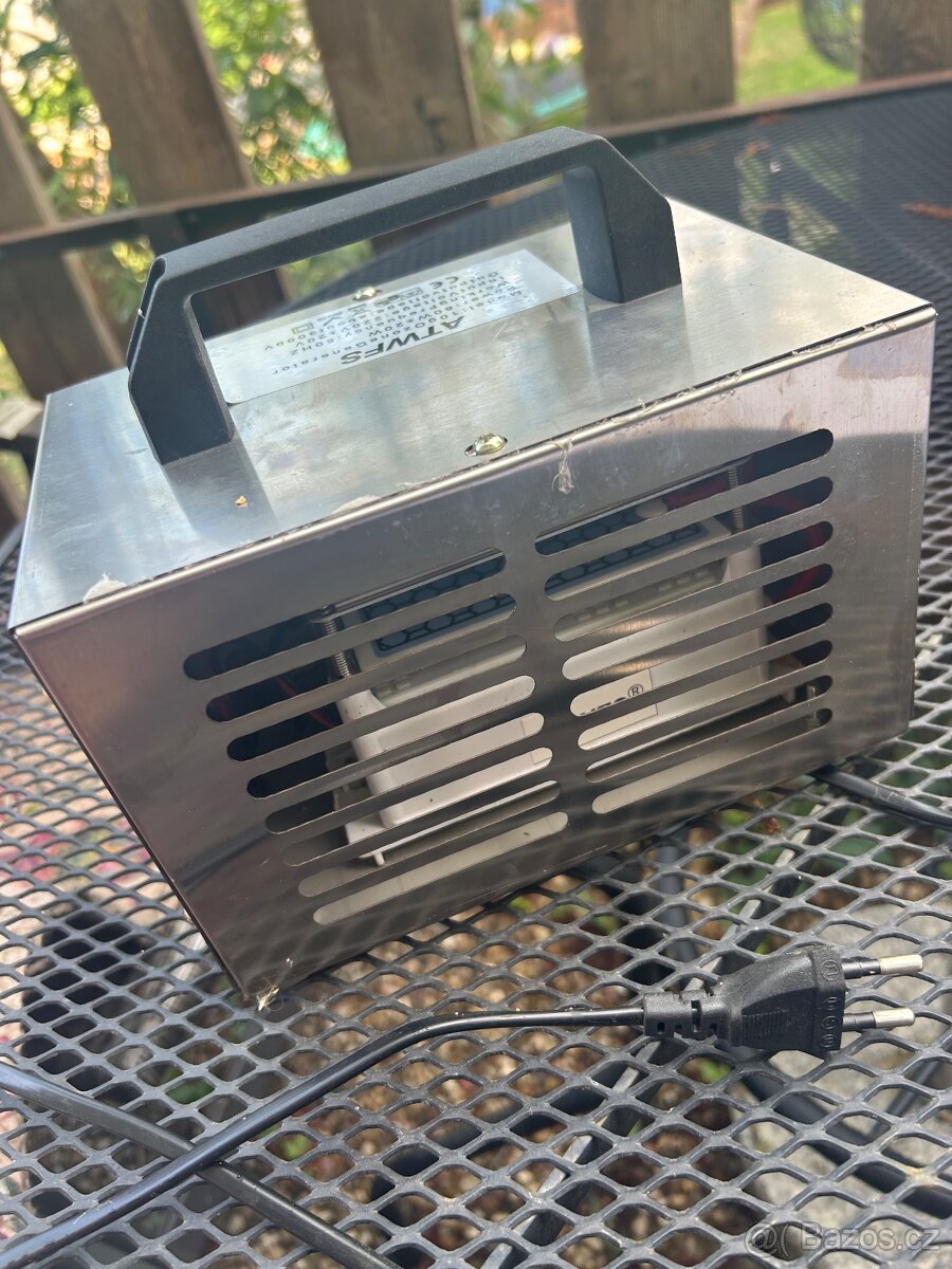 Generátor ozonu čistička a dezinfekce vzduchu 10000mg/h - 3