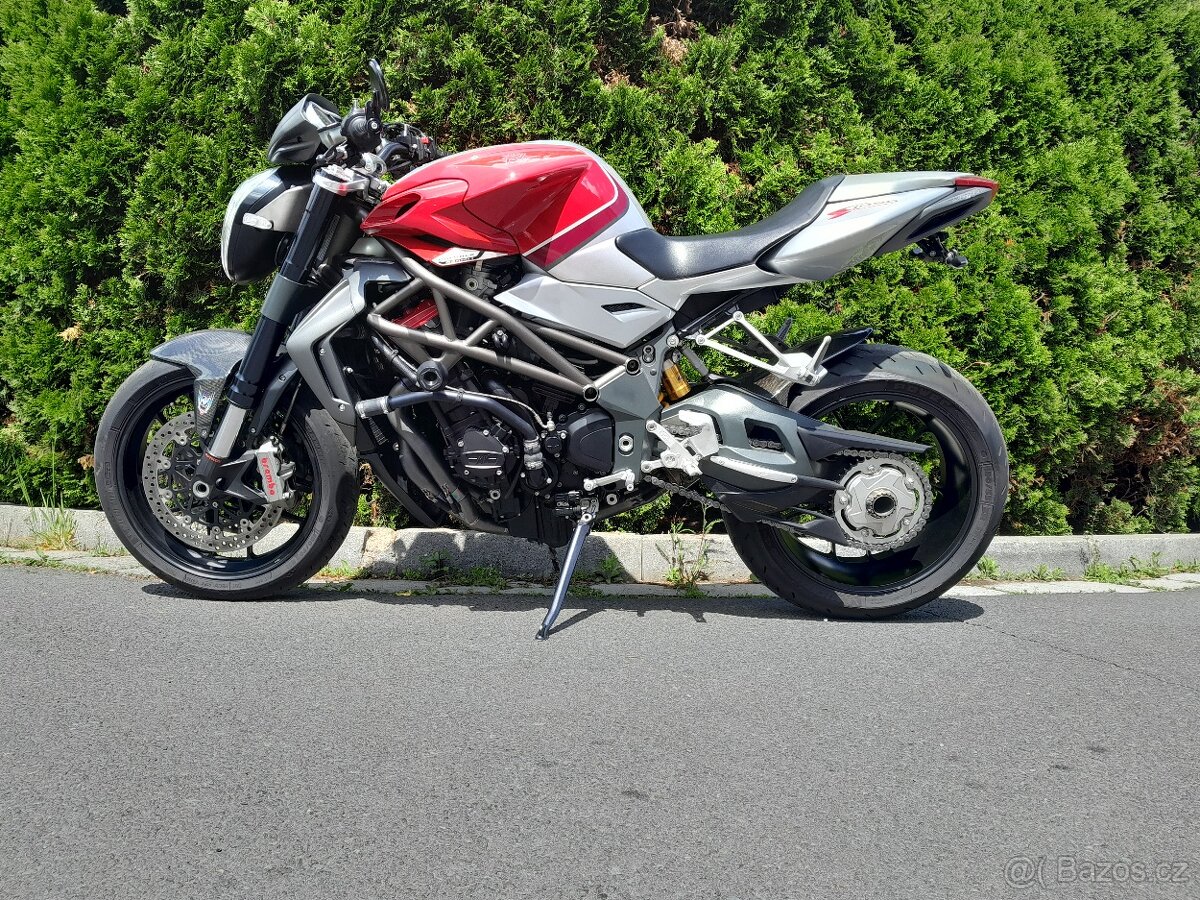 MV Agusta Brutale 1090RR - 3
