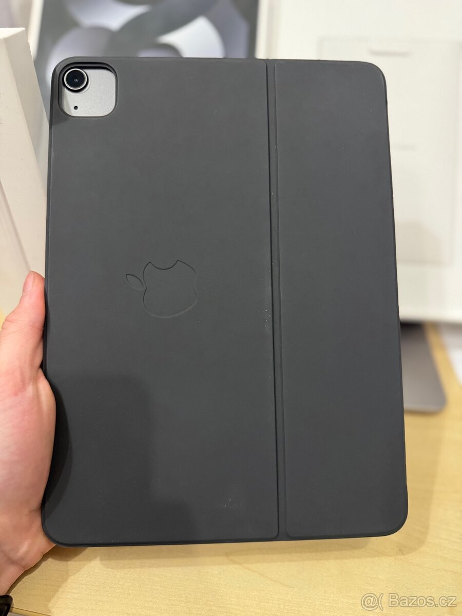 iPad Air 5. generace, 64gb + Apple Pen + Apple klávesnice - 3