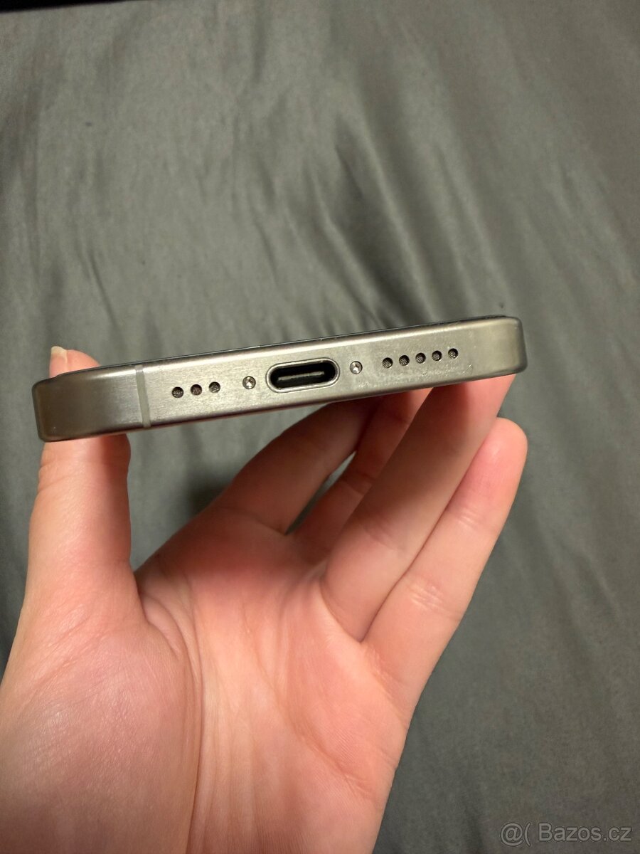 iPhone 15 pro 256 gb - 3