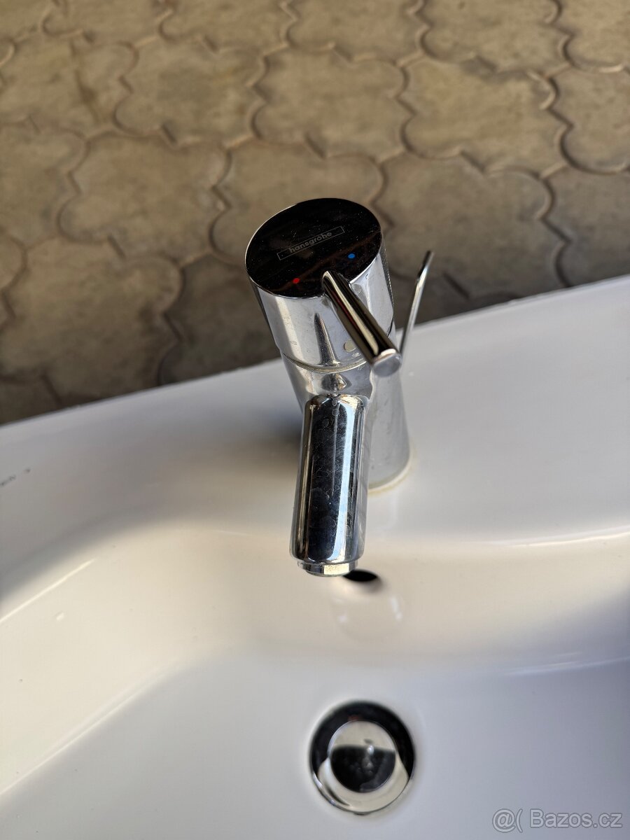 Umyvadlo LAUFEN dvojumyvadlo s bateriemi Hansgrohe - 3