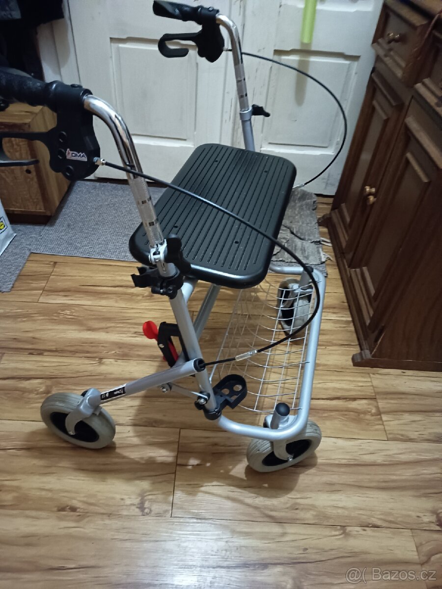 Seniorské chodítko. - 3