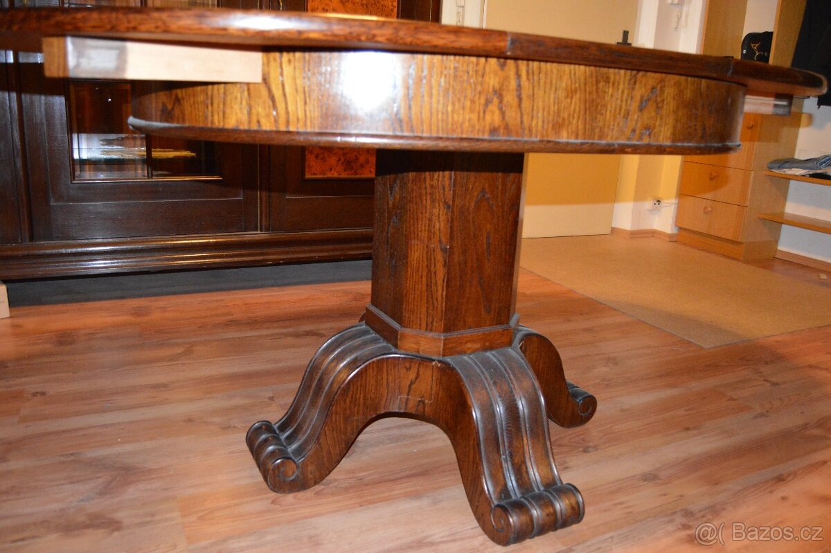 Starožitný jídelní stůl - 3