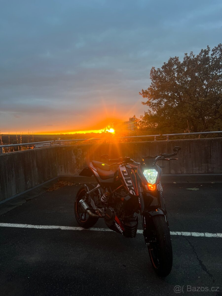 KTM DUKE 125 2011 rezervace - 3