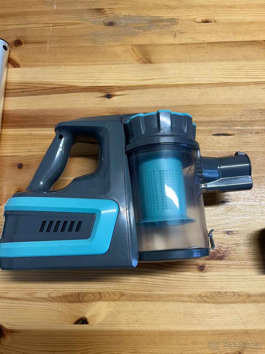 Tyčový vysvač CLEANmaxx 22,2 V - 3