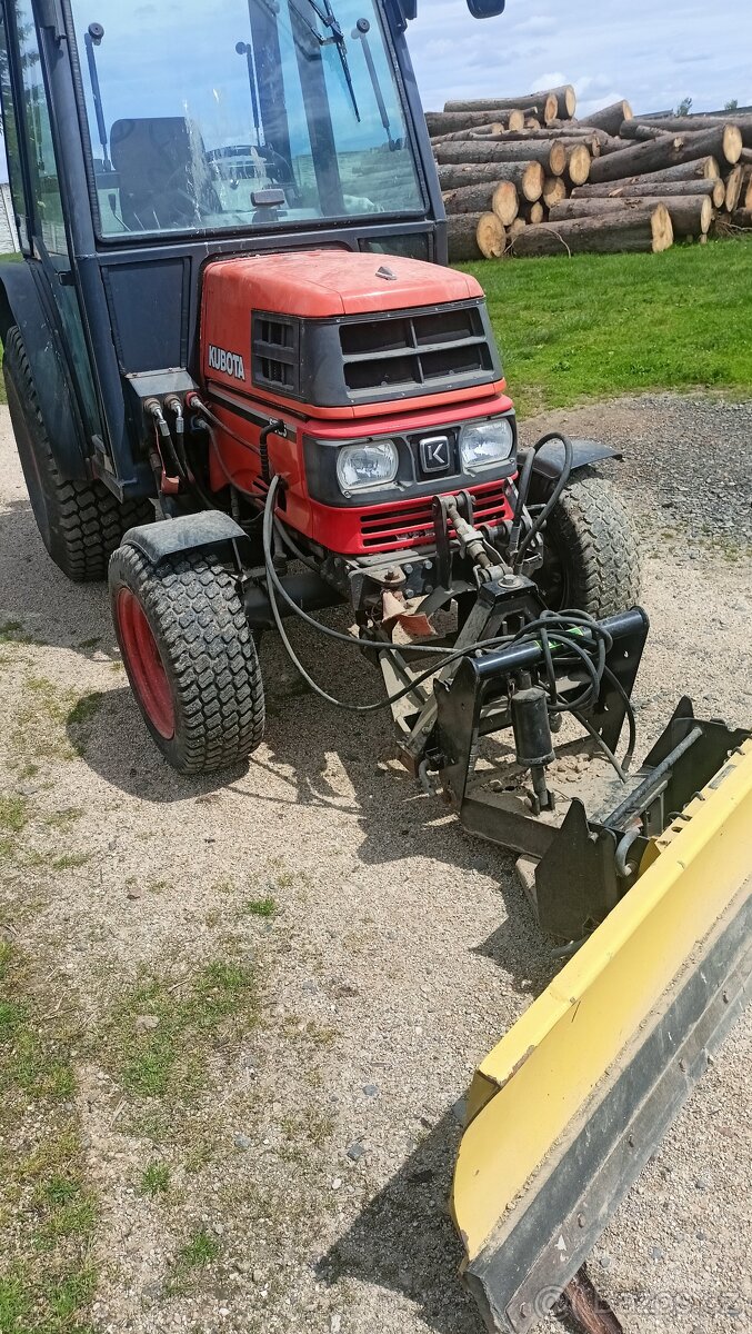 Kubota ST 25 - 3