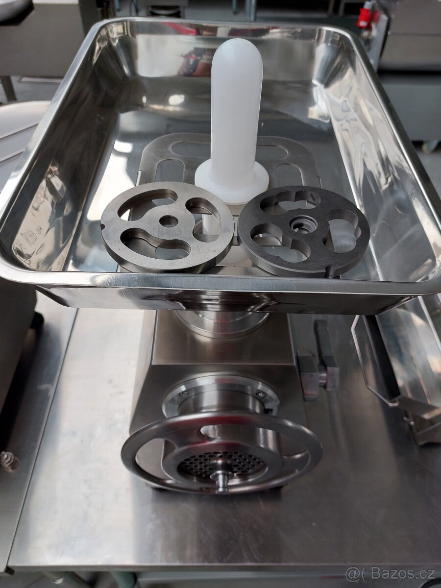 Mlýnek na maso Technologis MG-22/230V - 3