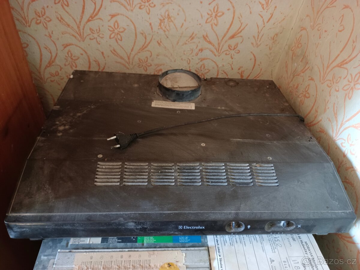 Trouba + varná deska + digestoř - 3