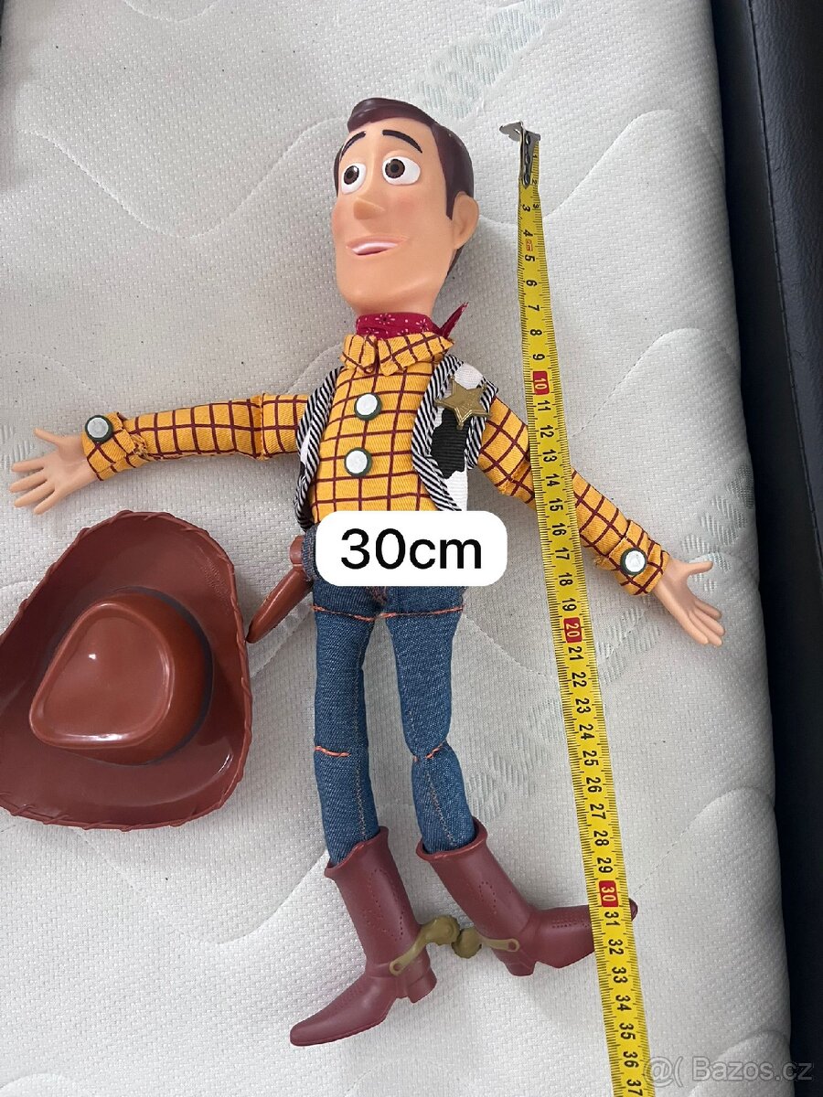 Disney hračky a Hotwheels auto, Lego - 3