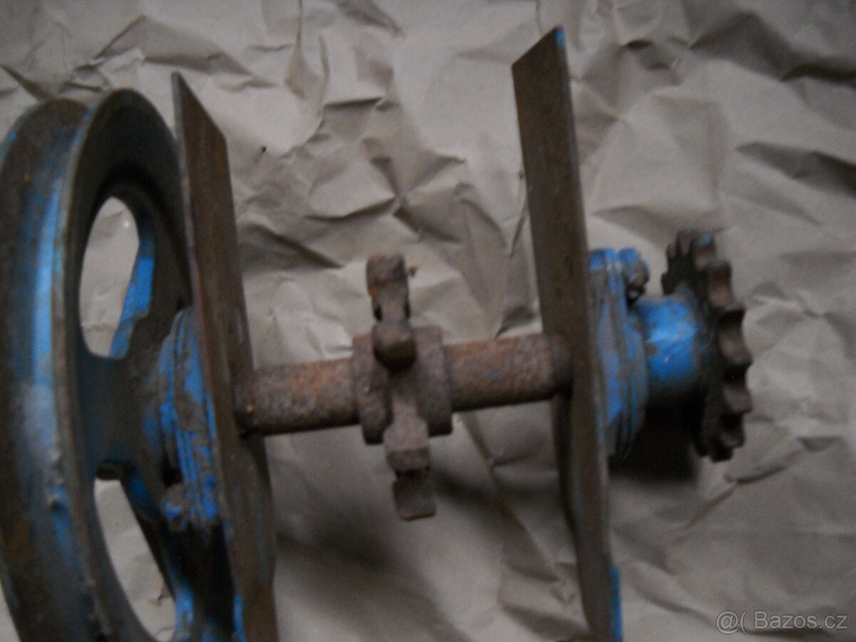 E 512 -514 vrchní hřídel elevátoru - 3