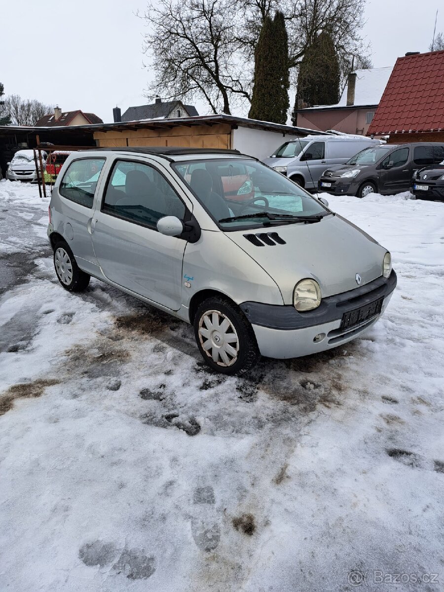 Renault Twingo 1.2 i 43kW - 3